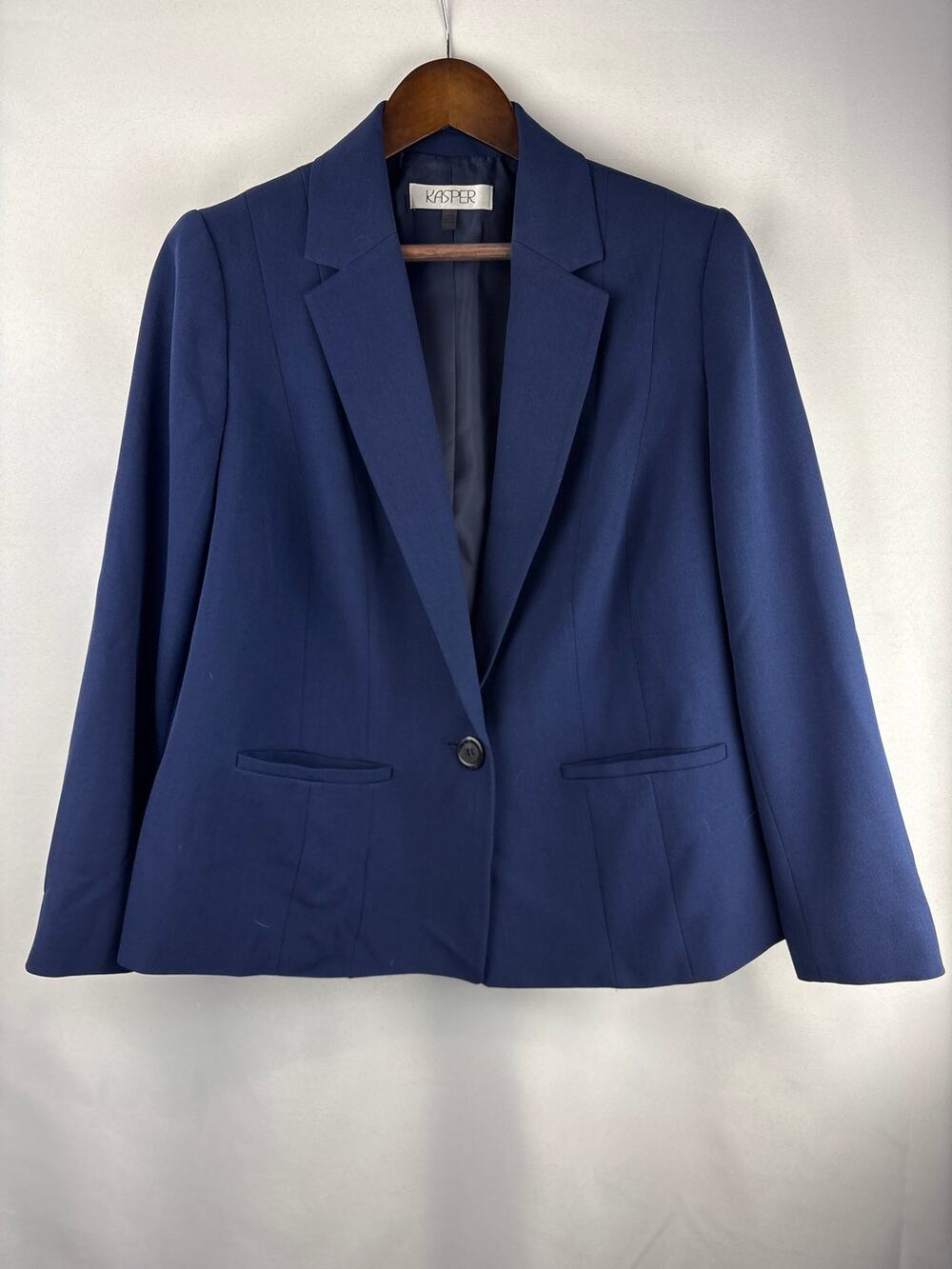Women’s Kasper Size 14W Navy Blue Blazer
